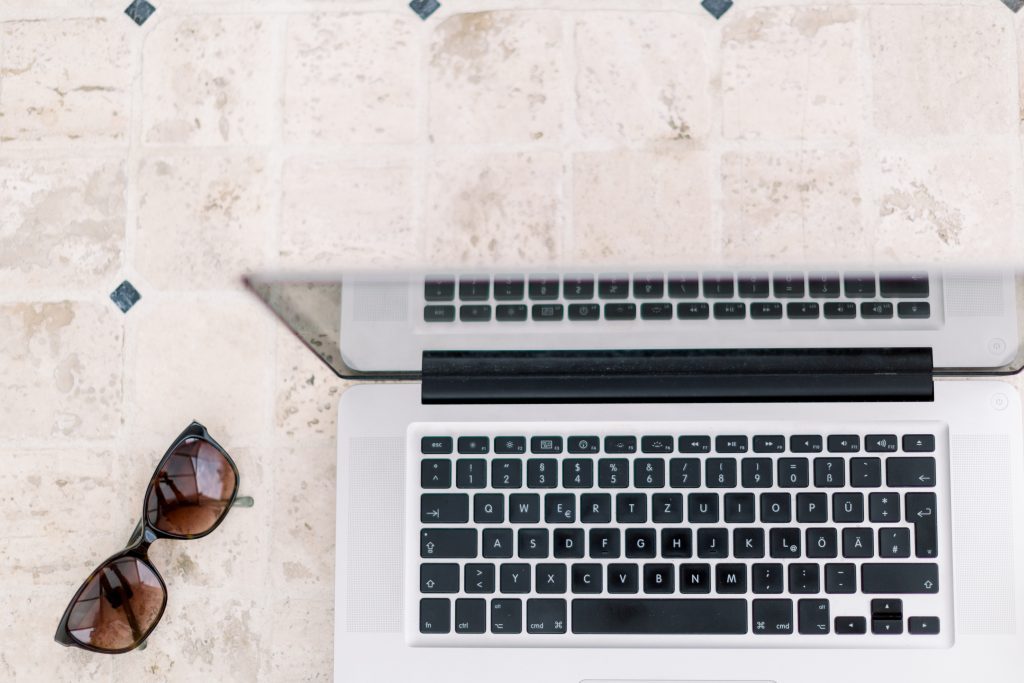 Selfpublishing oder doch lieber durch einen Verlag verlegen